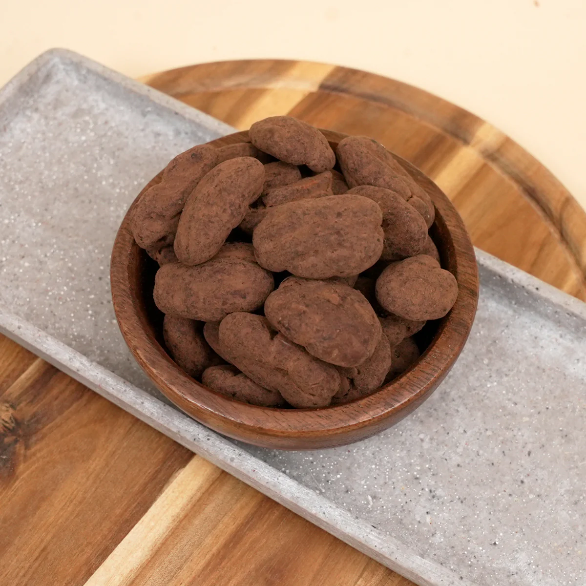 Trüffel-Pekannüsse – Vollmilchschokolade mit Kakaopulver - Image 3